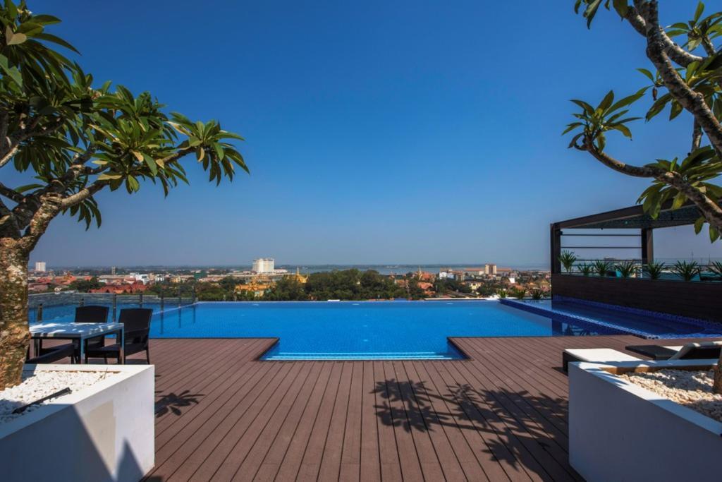 Maline Exclusive Serviced Apartments Phnom-Penh Buitenkant foto