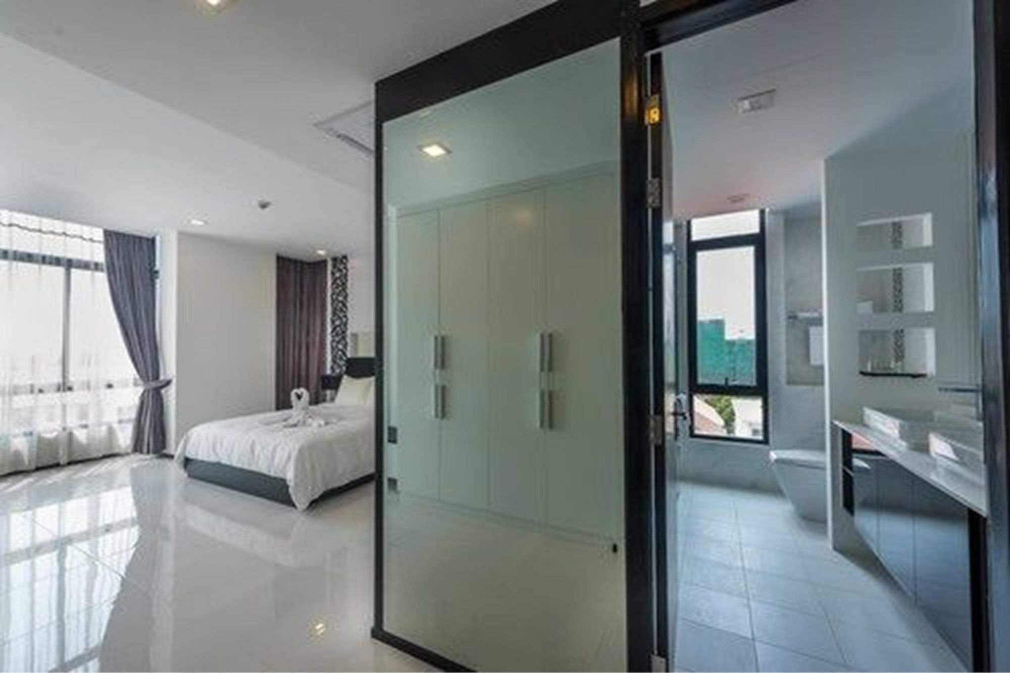 Maline Exclusive Serviced Apartments Phnom-Penh Buitenkant foto