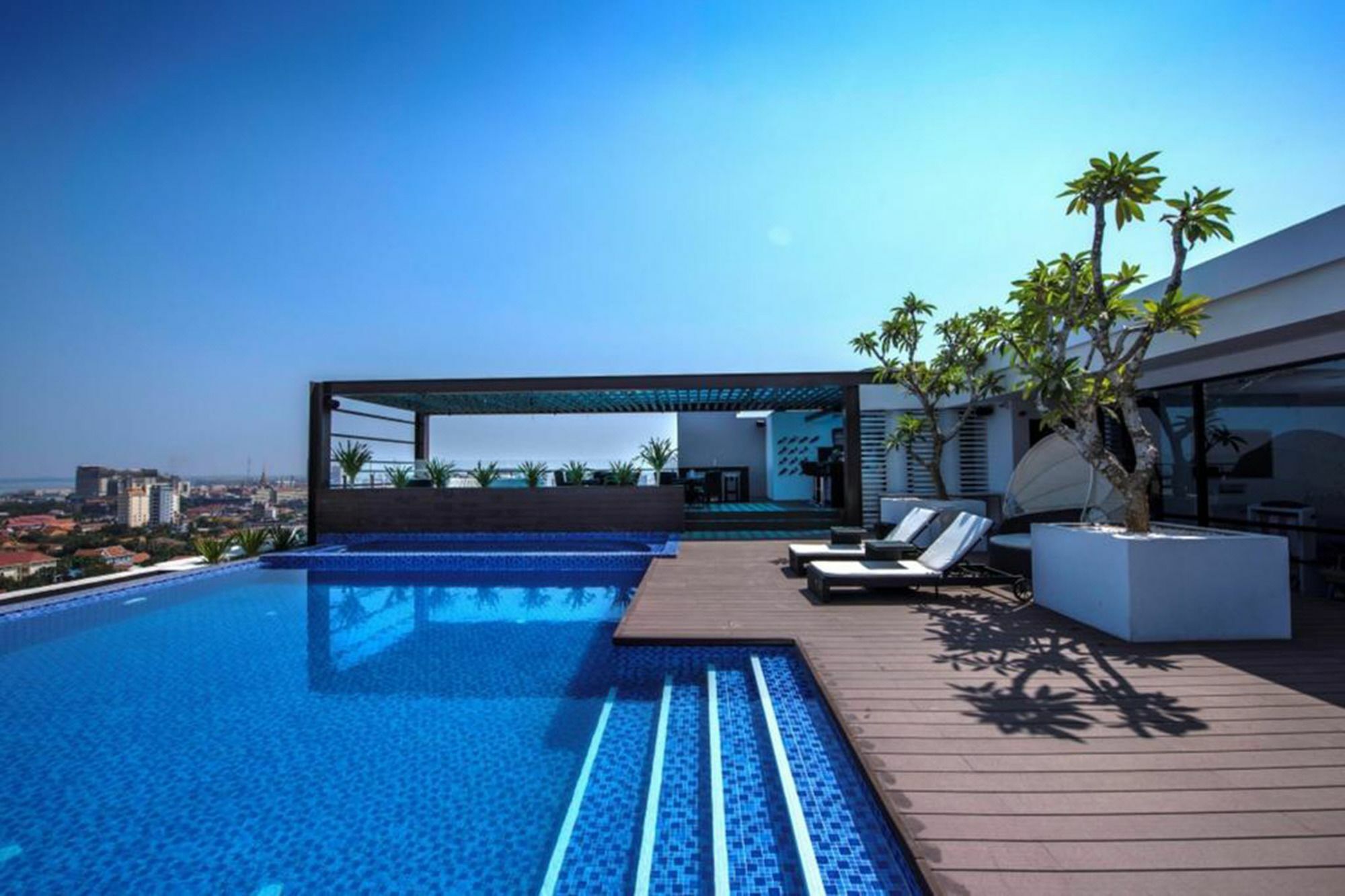 Maline Exclusive Serviced Apartments Phnom-Penh Buitenkant foto
