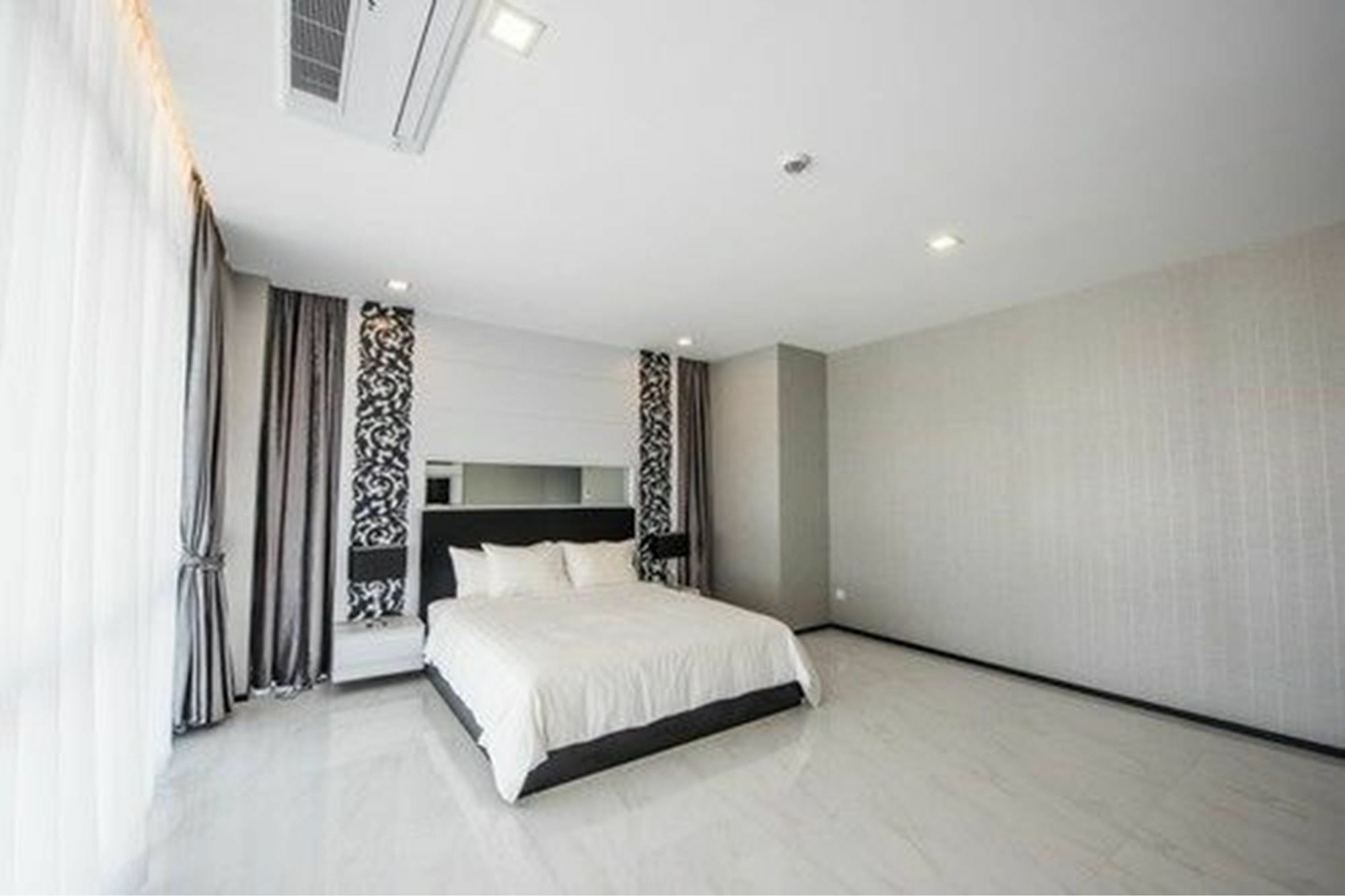 Maline Exclusive Serviced Apartments Phnom-Penh Buitenkant foto