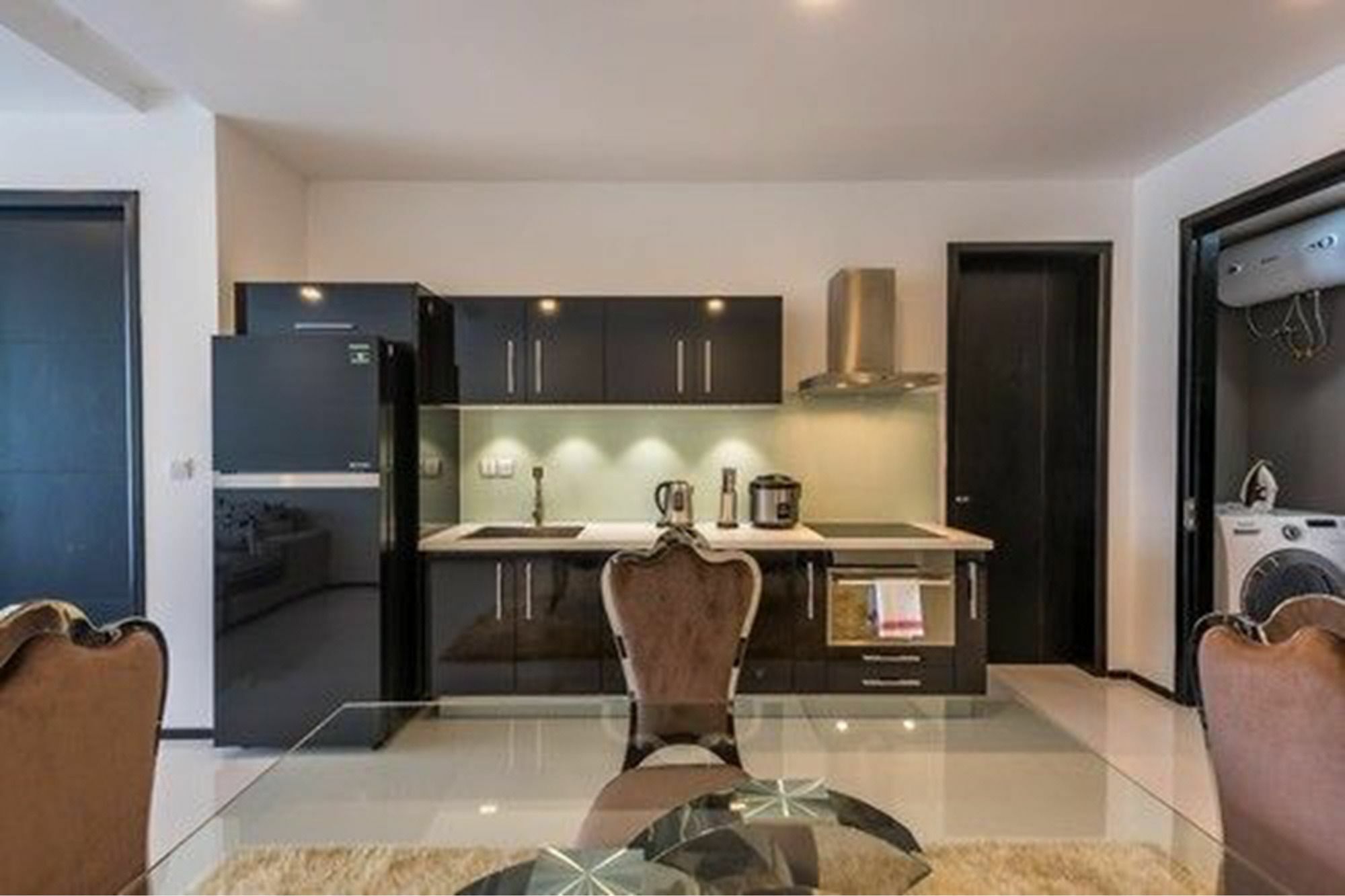 Maline Exclusive Serviced Apartments Phnom-Penh Buitenkant foto