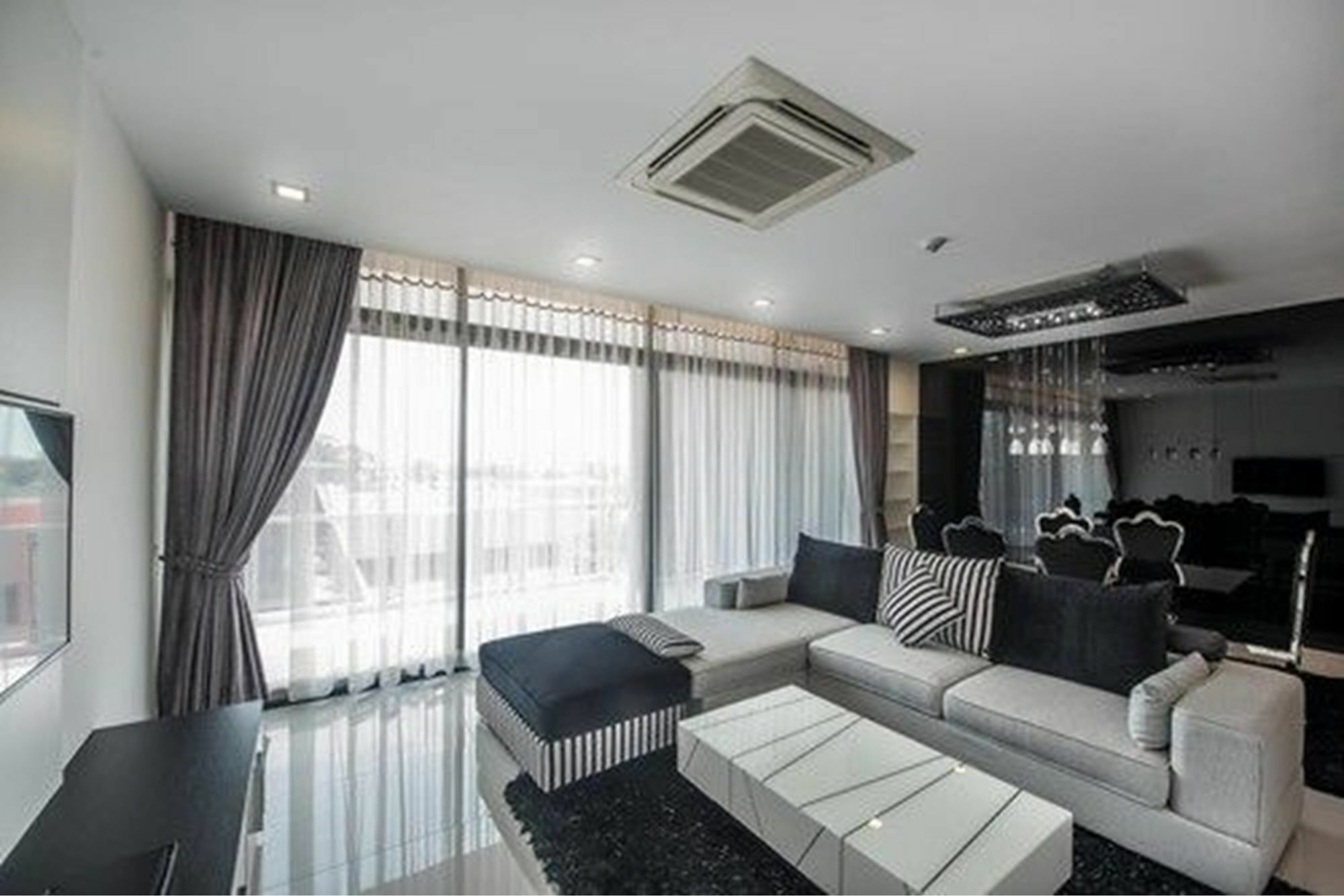 Maline Exclusive Serviced Apartments Phnom-Penh Buitenkant foto