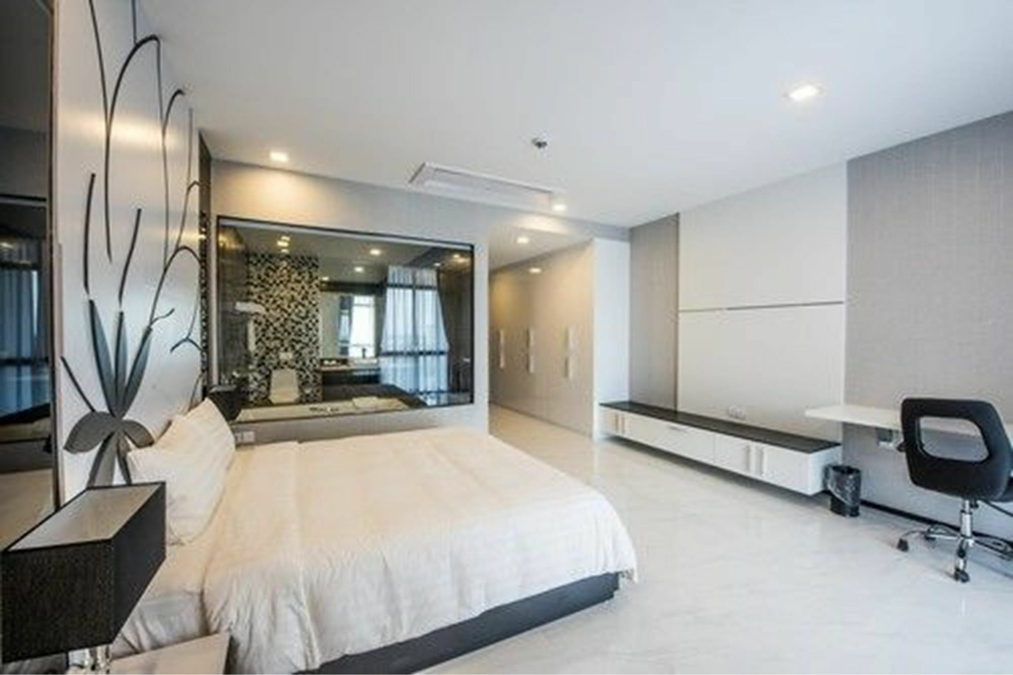 Maline Exclusive Serviced Apartments Phnom-Penh Buitenkant foto